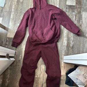 Comfrt Maroon Hoodie - Medium